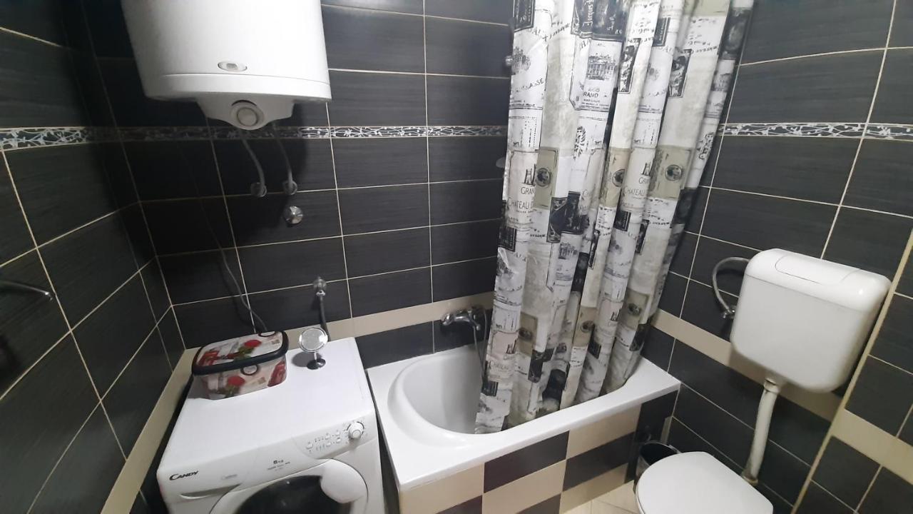 Filinhome Pasica *