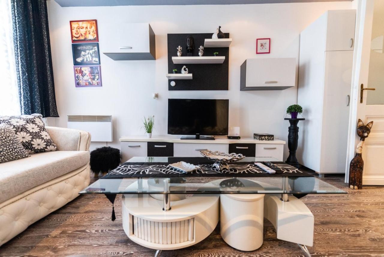Filinhome Pasica Apartment *